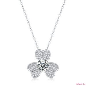 Shamrock Necklace – Moissanite Center Stone Full Pavé S925 Silver Pendant